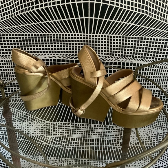 Dolce & Gabanna Gold Disco Platforms 38 - Picture 2 of 5